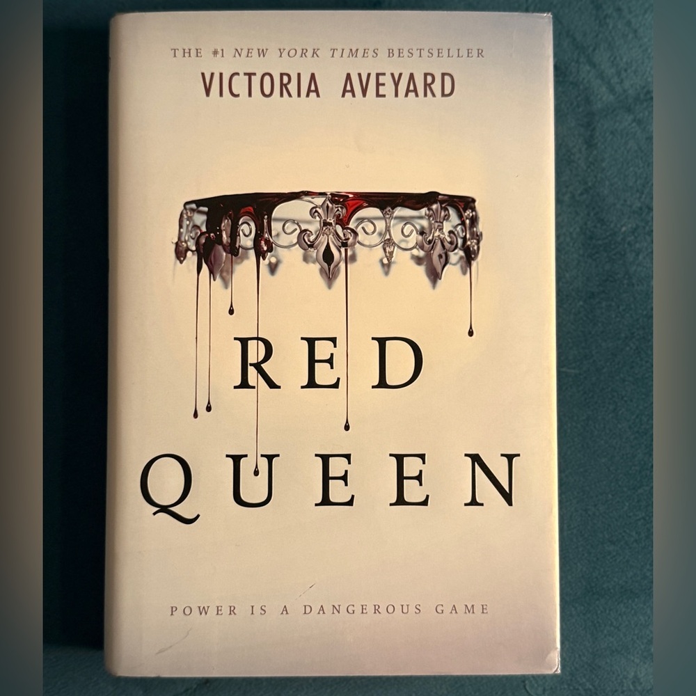 Red Queen Hardcover by Victoria Aveyard – YA Fantasy
